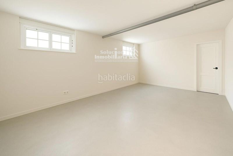 Foto fe2eb91d-6198-40a3-ac8a-75e70e32a9f9. Doppelhaus mit heizung parking pool in Carbajosa de la Sagrada