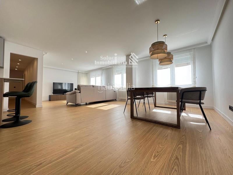 Foto 45730328-3e0d-4e79-9741-96ad00dcd065. Flat with heating in Carmelitas Salamanca