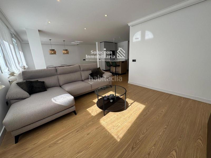 Foto b610ddfd-86a0-40b5-8a22-2c0d39c65d95. Flat with heating in Carmelitas Salamanca