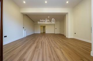 Pis a Gabril y galan 6. Vivienda exclusiva de lujo reformada a estrenar en plena plaza g