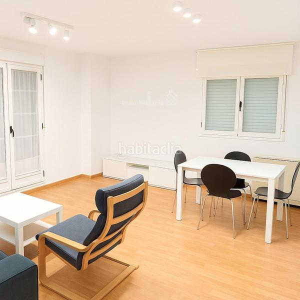 Foto eb7229bd-f5f1-48e0-a79d-ee119401bd7e. Rent flat with heating parking in Prosperidad - Delicias Salamanca