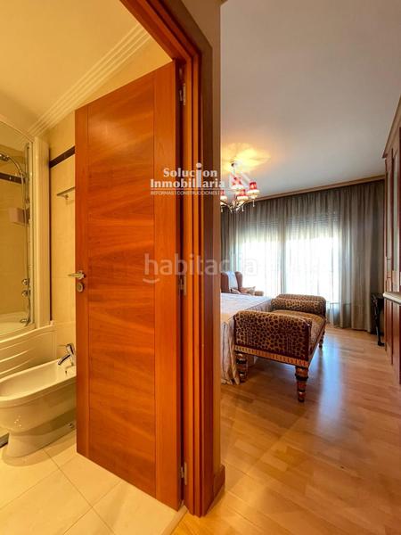 Foto 77bf2c5c-b43a-4cd5-b847-9e15a0cc7bb2. Pis amb calefacció aparcament piscina a Vidal Salamanca