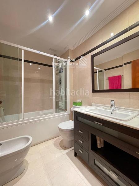 Foto a278ebe1-961c-4f67-a800-65a2b89276d5. Pis amb calefacció aparcament piscina a Vidal Salamanca