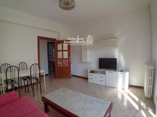 Miete Etagenwohnung in Estación. Piso en alquiler en la zona de parque de la alamedilla  1.200mes