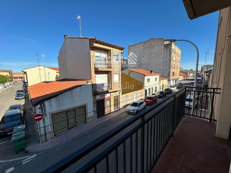Foto 27746e12-642f-4536-a73f-63d1bb97965e. Edifici a hermanos camisón 3 a Peñaranda de Bracamonte