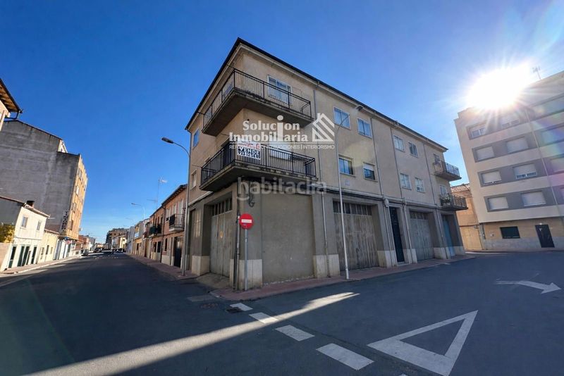 Foto 600a5e88-140c-4bea-b44e-d0d130715663. Edifici a hermanos camisón 3 a Peñaranda de Bracamonte