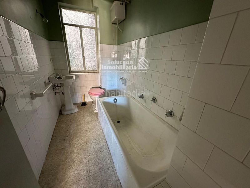 Foto 7b103a09-7e43-4eef-9b84-fe3c4cde7761. Edifici a hermanos camisón 3 a Peñaranda de Bracamonte
