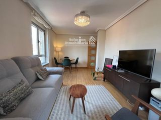 Alquiler Piso en San Vicente - Las Úrsulas. Exclusiva vivienda en alquiler en pleno centro  junto a calle za