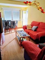 Lloguer Pis a Prosperidad - Delicias. Amplia vivienda de 3 dormitorios en paseo del alto del rollo