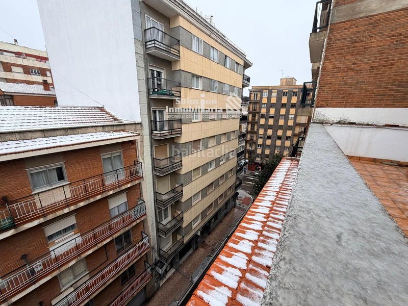Foto b0d67c36-5189-4b7f-9fdc-fdf9bf85c2bd. Ático exclusivo ático con terraza de 20 m en pleno San Bernardo en Salamanca