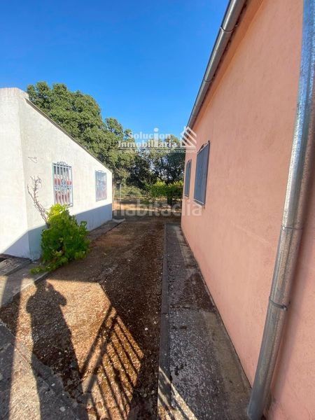 Foto 369014e7-d4c3-4b02-909a-9f023e0422bf. Casa amb aparcament a Calvarrasa de Arriba