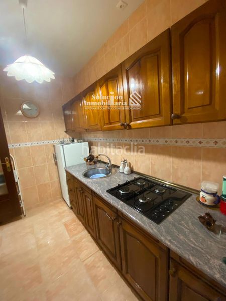 Foto cde91ee1-df31-4bc9-80f6-26e367da1f70. Casa amb aparcament a Calvarrasa de Arriba