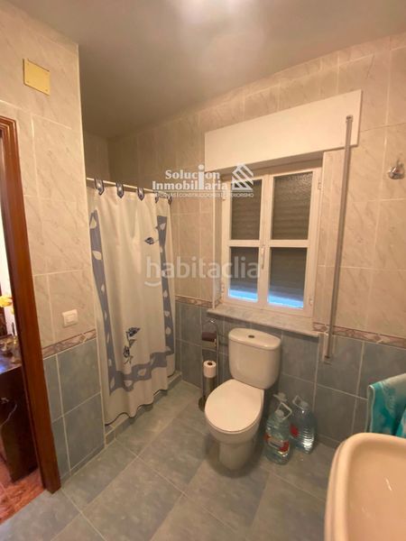 Foto df885a45-0630-4b5d-99dc-2baae14de948. Casa amb aparcament a Calvarrasa de Arriba