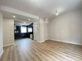 Etagenwohnung in Vidal. Piso de 3 dormitorios en barrio vidal  reforma integral incluida