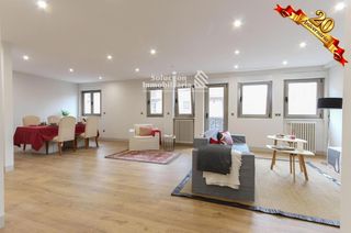 Pis a Sancti Spiritus - San Juan. Exclusiva vivienda con reforma premium en plena plaza españa