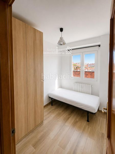 Foto 5c8587af-2bf8-4af1-8d35-25d1209222c9. Lloguer àtic amb calefacció a Barrio Blanco Salamanca