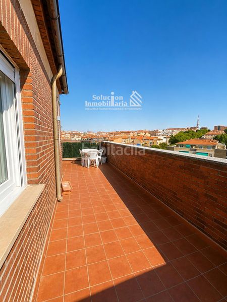 Foto ffdd45f4-930a-4c4f-a557-08b3c1d7b44c. Lloguer àtic amb calefacció a Barrio Blanco Salamanca