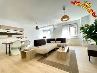 Pis a Centro. Exclusiva vivienda a estrenar con reforma premium junto a plaza