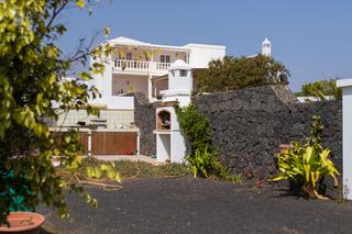 Xalet en Macher. Exclusivo chalet de 3 plantas con impresionantes vistas al mar