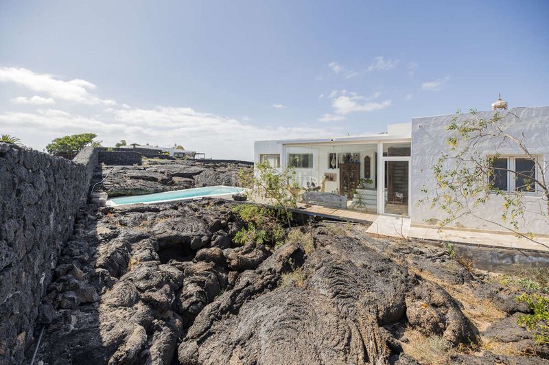 Foto 03cedeeb-cbc6-498d-805f-c4d2d546a1fe. Xalet amb aparcament piscina a Tahiche Teguise