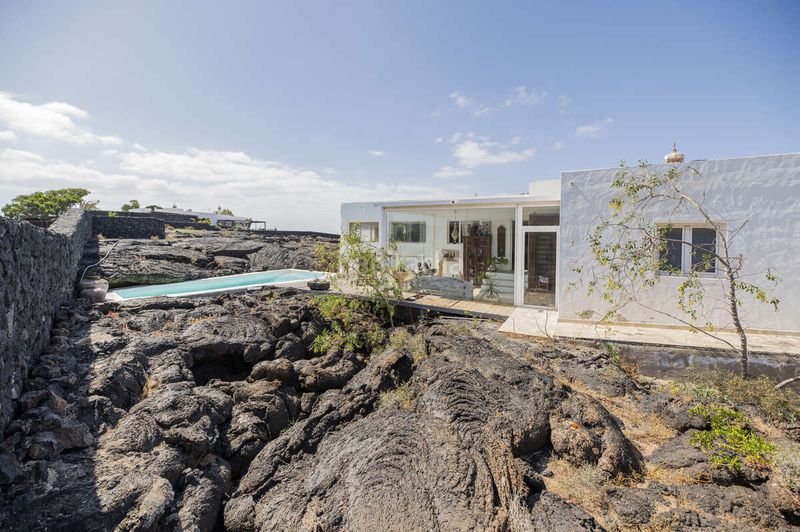 Foto a2d32aab-efbe-4833-a92f-51140a5f6f3d. Xalet amb aparcament piscina a Tahiche Teguise