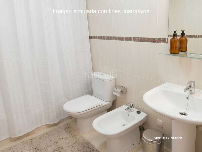 Foto 4f2b6e1f-767f-43a7-8b38-b042151b355c. Pis amb aparcament a Nazaret Teguise