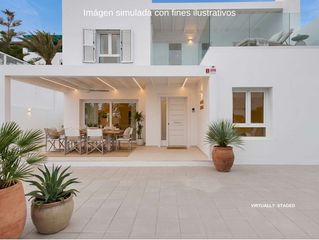 Chalet in Costa Teguise. Inversión con rentabilidad asegurada  chalet independiente en co