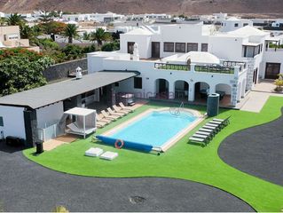 Chalet in Costa Teguise. Exclusivo chalet independiente en costa teguise  lujo, amplitud