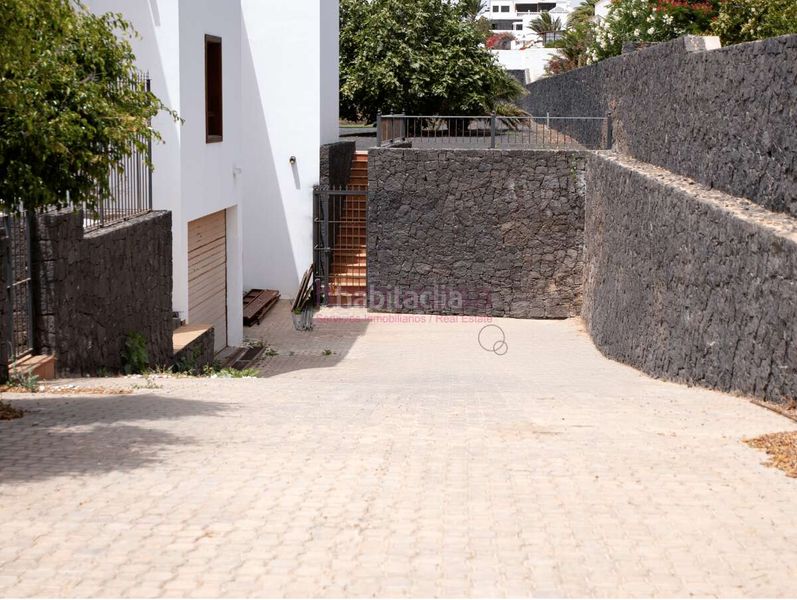 Foto 21a8e8cc-e511-4b32-b0e4-91fbb5a0a0b8. Xalet amb aparcament piscina a costa Teguise Teguise