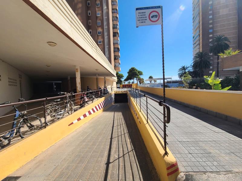 Foto b9eac497-8466-422c-98fb-e6e5c5bcdf39. Pis amb calefacció piscina a Playa Levante Benidorm
