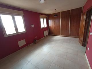 Casa adossada  Travesa a.rico lorenzo. Se vende chalet en pozaldez