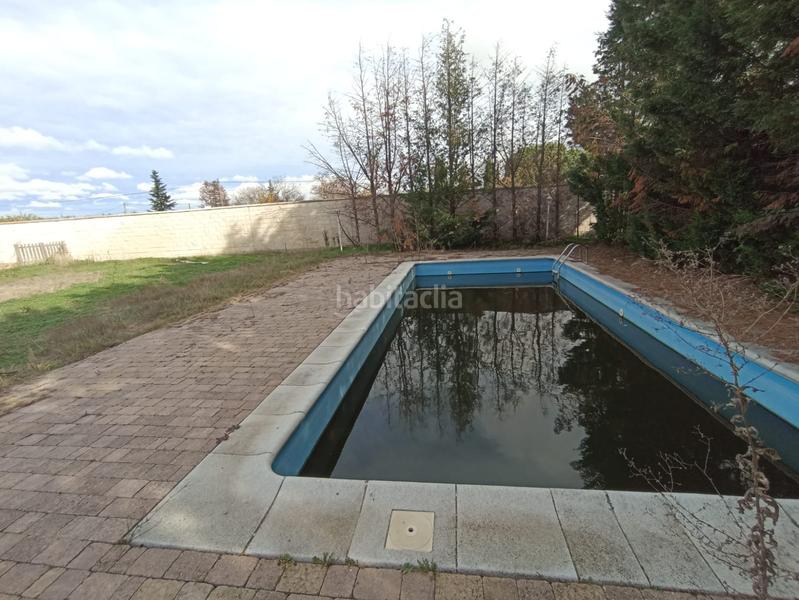 Foto 0db44aab-1071-4670-93a9-de1a5d472dc2. Chalet avec parking piscine dans Simancas