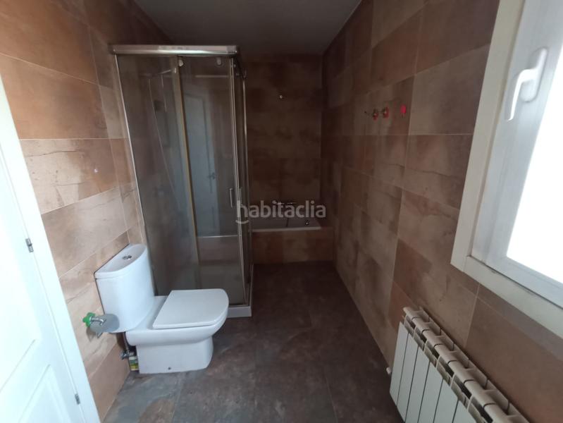 Foto d90ddc5c-6054-4147-a2c0-44aaa64f7873. Chalet avec parking piscine dans Simancas