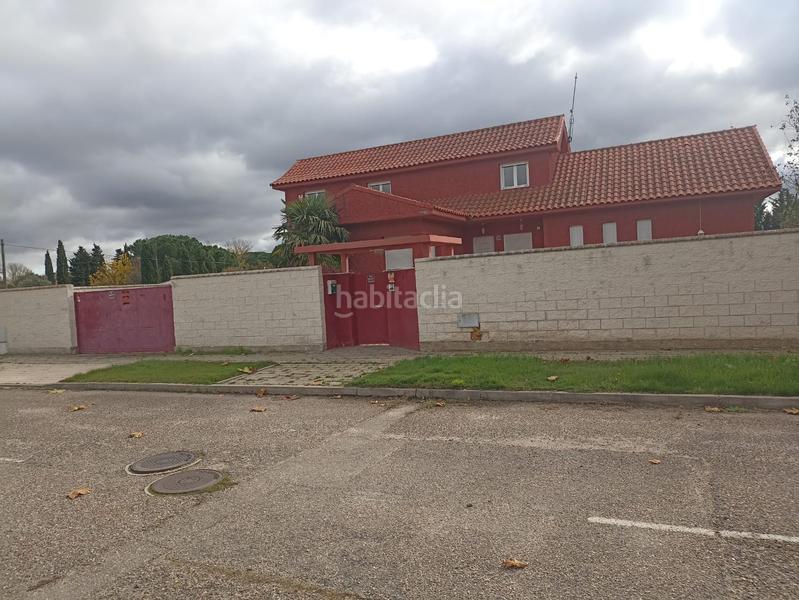 Foto e1bff759-4791-4421-8a75-42fcaa188752. Chalet avec parking piscine dans Simancas