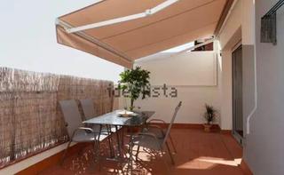 Ático en Sant Antoni. Ático en el mítico barrio sant antoni con terraza