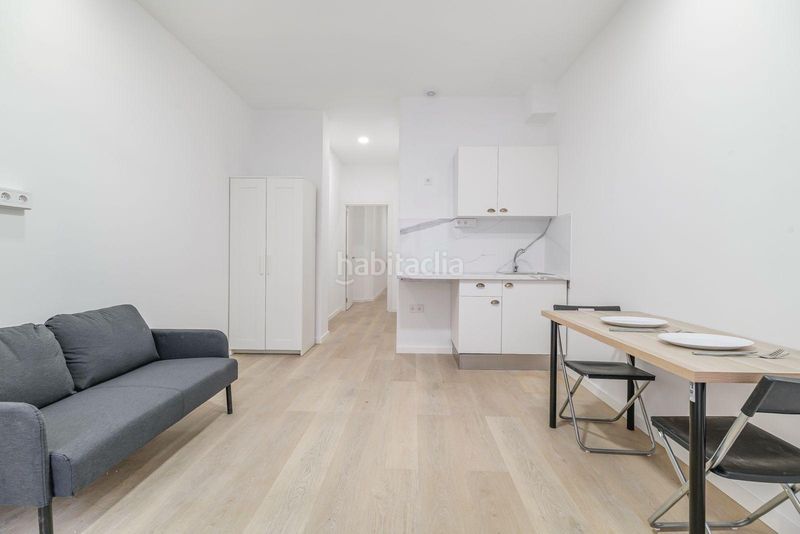 Foto 8885e1b8-3547-45b4-b55b-eee25e9268a1. Loft a La Roureda Viladecans