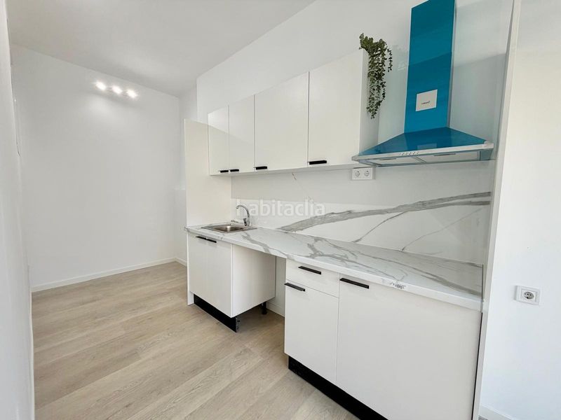 Foto 4444f174-afac-4ae4-9533-78d0e74c2dc8. Loft a La Gavarra Cornellà de Llobregat