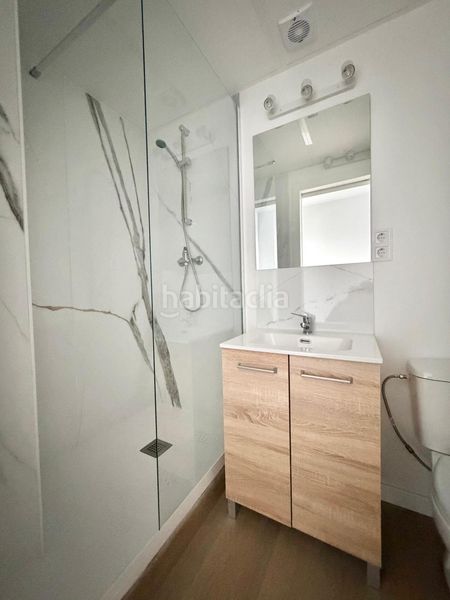 Foto 9225949a-1a7a-43bf-a140-072b9c759ff1. Loft a La Gavarra Cornellà de Llobregat