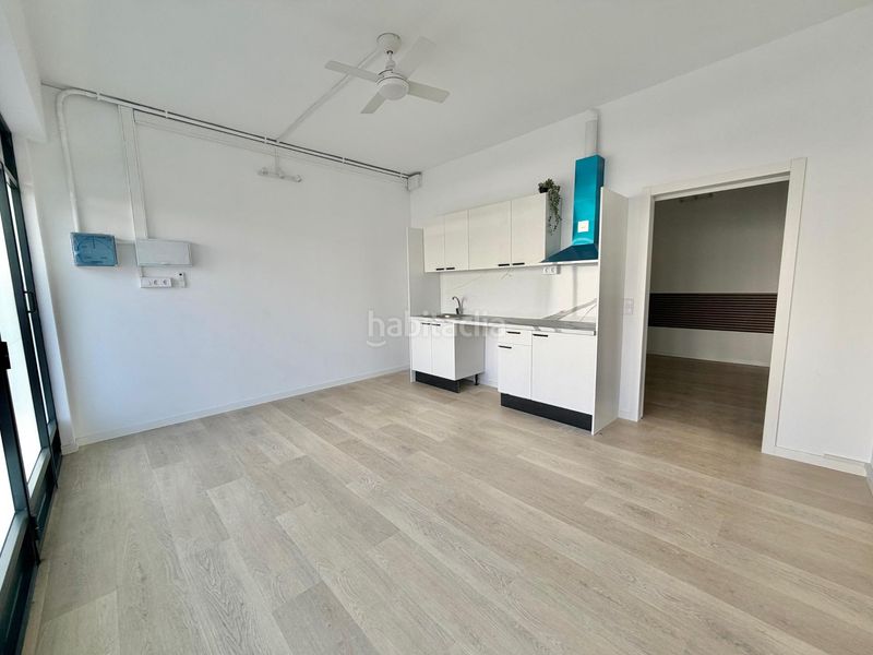 Foto b17a48d0-ad0e-4cde-a9fb-a6c3d393ca86. Loft a La Gavarra Cornellà de Llobregat