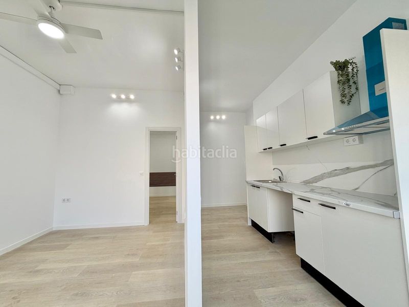 Foto b61d0d7a-4be6-48e7-b000-312805fbdba3. Loft a La Gavarra Cornellà de Llobregat