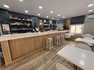 Local Comercial  Calle de la riereta. Bar en venta la taskita, a 25m del splau