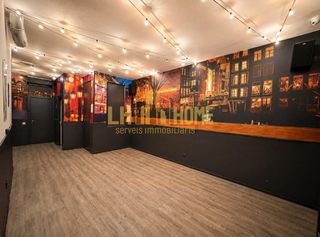 Local Comercial  Carrer del príncep de bergara. Local en venta en el centro de hospitalet de llobregat