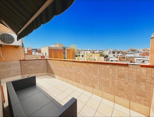 Àtic  Rafael campalans de. Ático en collblanc, hospitalet de llobregat por 159.000. alquila