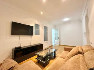 Location Appartement  Provença. Piso en alquiler en eixample, 2 dormitorios.