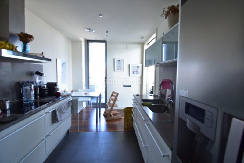 Foto b48d3c81-dfca-48b2-869c-4fa37aeb5f4e. Ático vistas al mar en Diagonal Mar i el Front Marítim del Poblenou Barcelona