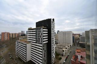 Appartement  Carrer del fluvi. Impresionante piso con vistas despejadas