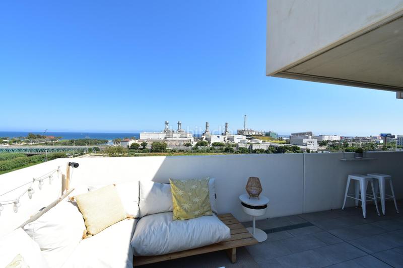 Foto dd08a232-5663-4fee-b7b0-2f6157a7902c. Piso vista al mar en La Catalana Sant Adrià de Besòs