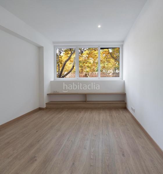 Foto 1e110c8e-7a91-4754-b419-cbb43c3c9038. Planta baja en paral.lel 17 piso de lujo con vistas a los jardines de baluarte, ubicación y confort excepcionales en Barcelona