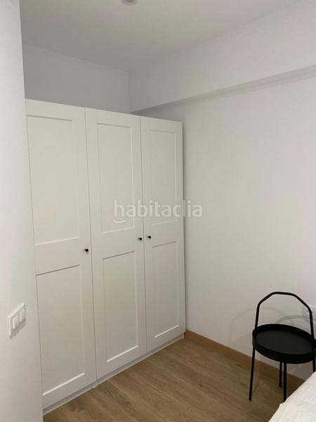 Foto 2bc67d81-ba5d-43c7-b32e-1ac356c11798. Planta baja en paral.lel 17 piso de lujo con vistas a los jardines de baluarte, ubicación y confort excepcionales en Barcelona