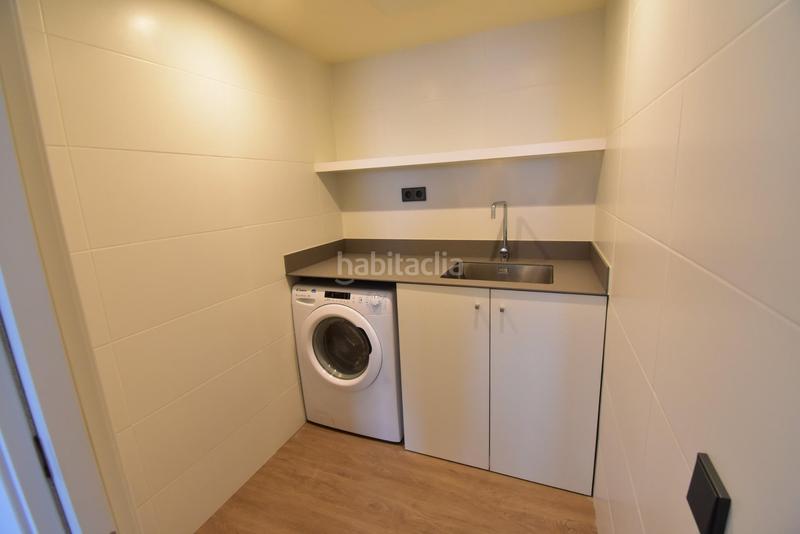 Foto 93732886-a43b-411d-8cff-9693bcc219d2. Lloguer pis amb calefacció piscina a Diagonal Mar i el Front Marítim del Poblenou Barcelona